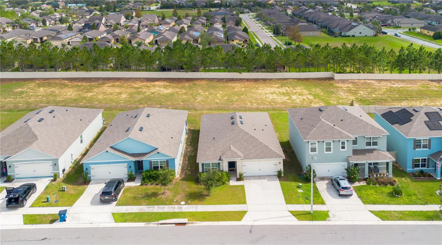 Davenport, Florida 33837, 3 Bedrooms Bedrooms, ,2 Bathroomsbathrooms,Residential,For Sale,Sugarwood,Mfro6305588