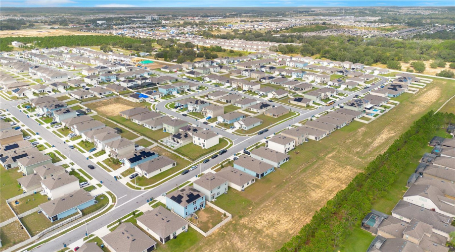 Davenport, Florida 33837, 3 Bedrooms Bedrooms, ,2 Bathroomsbathrooms,Residential,For Sale,Sugarwood,Mfro6305588