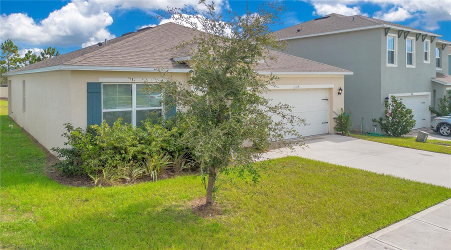 Davenport, Florida 33837, 3 Bedrooms Bedrooms, ,2 Bathroomsbathrooms,Residential,For Sale,Sugarwood,Mfro6305588