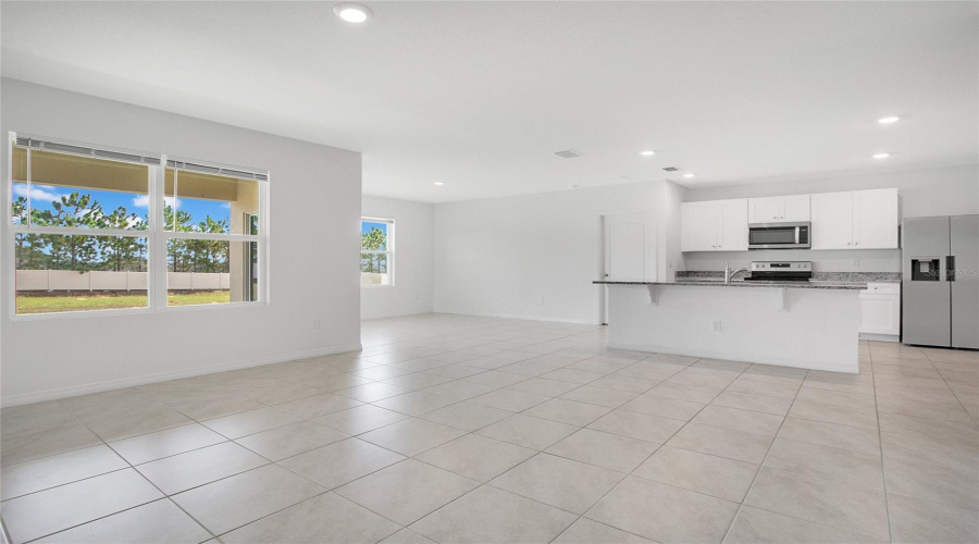 Davenport, Florida 33837, 3 Bedrooms Bedrooms, ,2 Bathroomsbathrooms,Residential,For Sale,Sugarwood,Mfro6305588