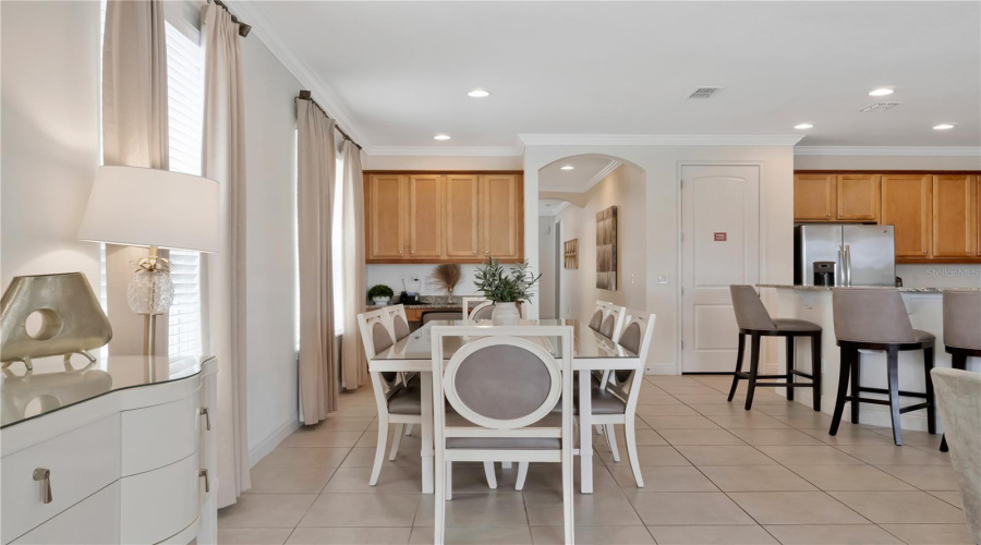 Kissimmee, Florida 34747, 5 Bedrooms Bedrooms, ,4 Bathroomsbathrooms,Residential,For Sale,Marker,Mfro6305490