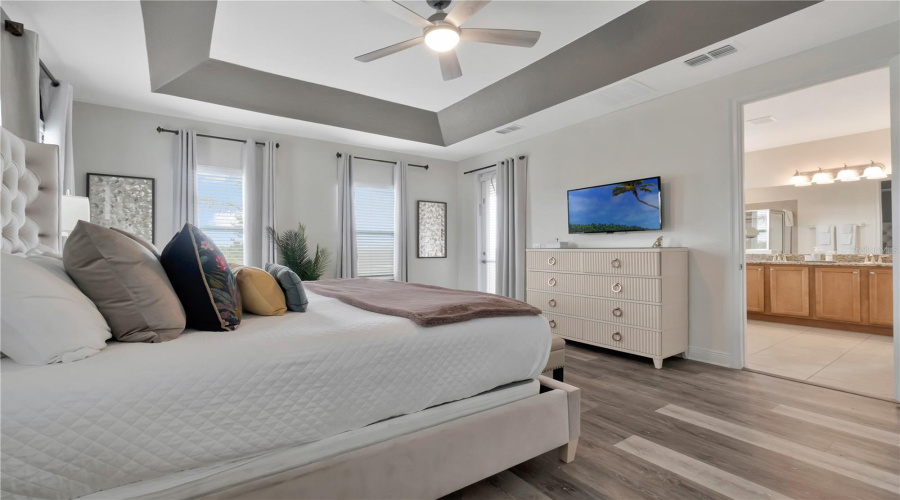 Kissimmee, Florida 34747, 5 Bedrooms Bedrooms, ,4 Bathroomsbathrooms,Residential,For Sale,Marker,Mfro6305490