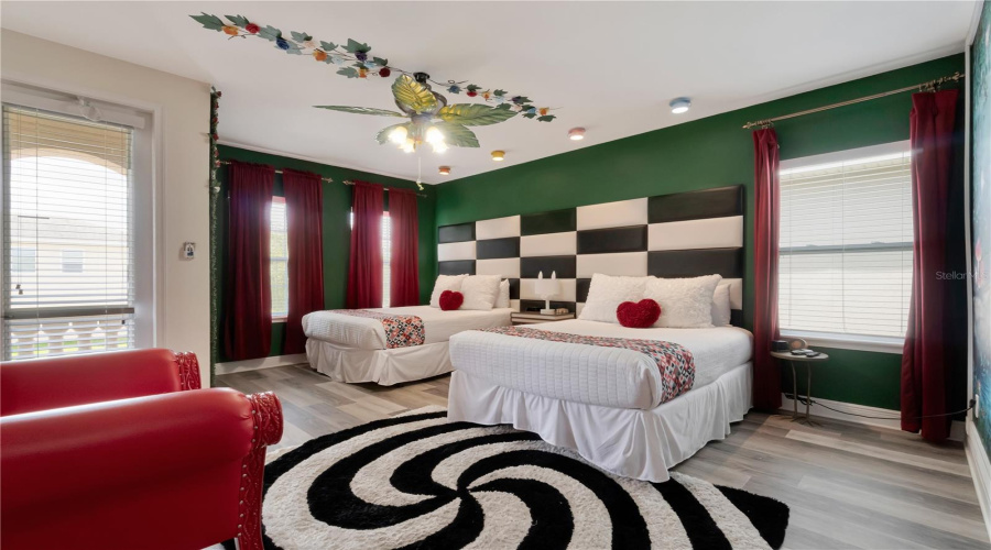 Kissimmee, Florida 34747, 5 Bedrooms Bedrooms, ,4 Bathroomsbathrooms,Residential,For Sale,Marker,Mfro6305490