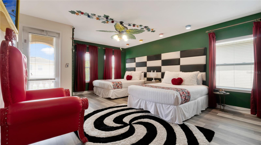 Kissimmee, Florida 34747, 5 Bedrooms Bedrooms, ,4 Bathroomsbathrooms,Residential,For Sale,Marker,Mfro6305490