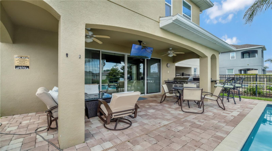 Kissimmee, Florida 34747, 5 Bedrooms Bedrooms, ,4 Bathroomsbathrooms,Residential,For Sale,Marker,Mfro6305490