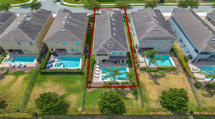 Kissimmee, Florida 34747, 5 Bedrooms Bedrooms, ,4 Bathroomsbathrooms,Residential,For Sale,Marker,Mfro6305490