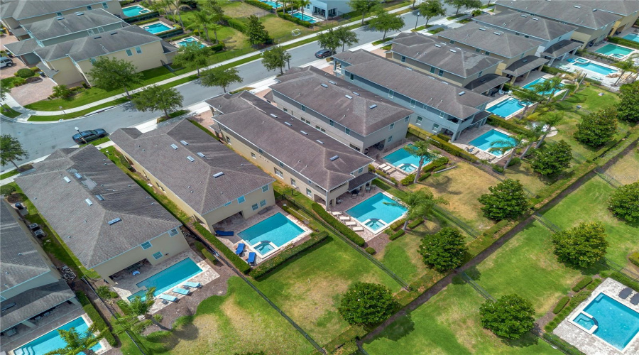Kissimmee, Florida 34747, 5 Bedrooms Bedrooms, ,4 Bathroomsbathrooms,Residential,For Sale,Marker,Mfro6305490