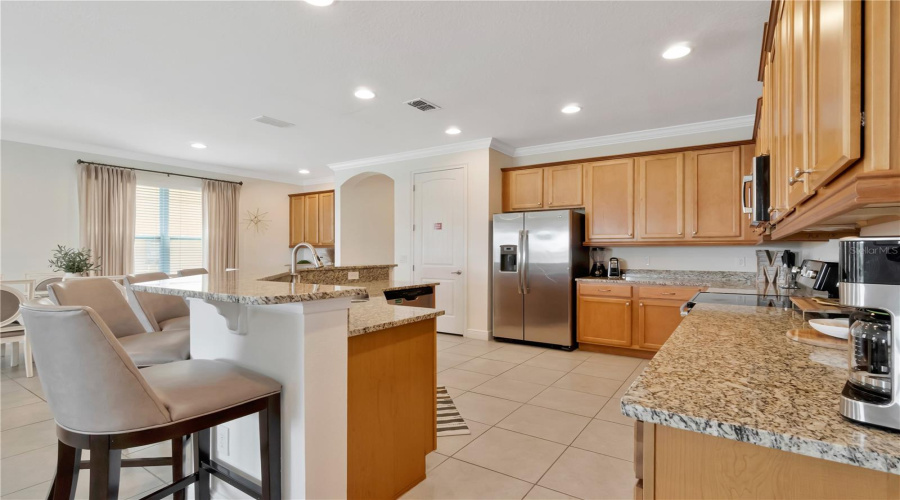 Kissimmee, Florida 34747, 5 Bedrooms Bedrooms, ,4 Bathroomsbathrooms,Residential,For Sale,Marker,Mfro6305490