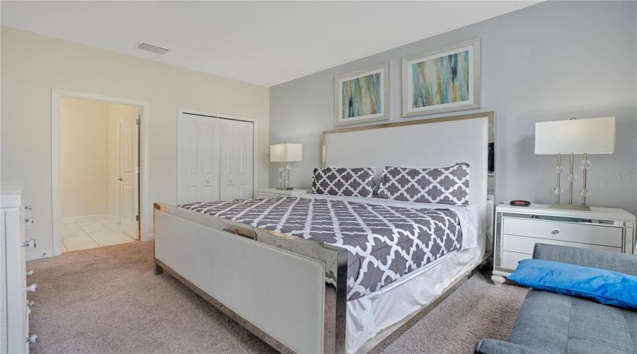 Davenport, Florida 33896, 6 Bedrooms Bedrooms, ,6 Bathroomsbathrooms,Residential,For Sale,Stinger,Mfro6305572