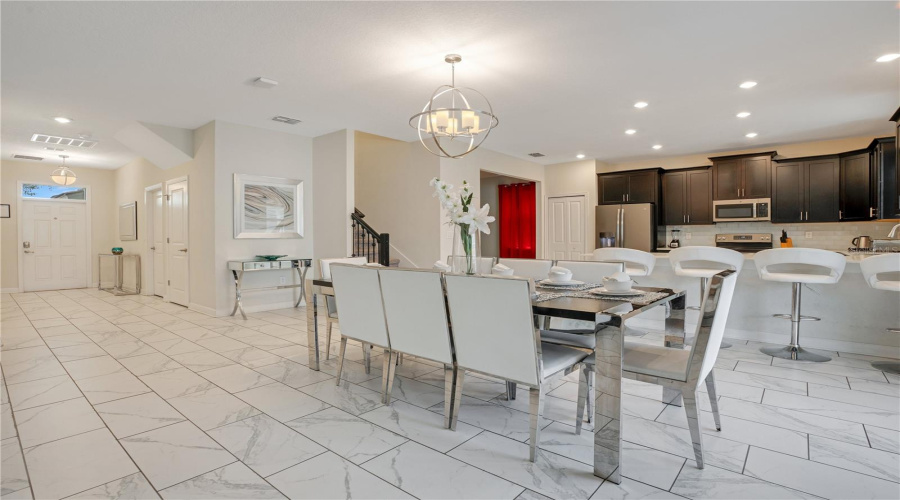 Davenport, Florida 33896, 6 Bedrooms Bedrooms, ,6 Bathroomsbathrooms,Residential,For Sale,Stinger,Mfro6305572