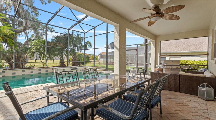 Kissimmee, Florida 34746, 4 Bedrooms Bedrooms, ,3 Bathroomsbathrooms,Residential,For Sale,Pitch,Mfrs5125512