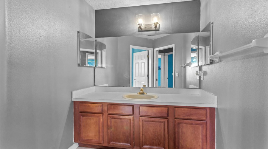 Kissimmee, Florida 34746, 4 Bedrooms Bedrooms, ,3 Bathroomsbathrooms,Residential,For Sale,Pitch,Mfrs5125512