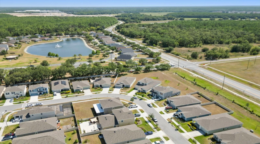 Kissimmee, Florida 34746, 5 Bedrooms Bedrooms, ,4 Bathroomsbathrooms,Residential,For Sale,Bluff Oak,Mfro6305044