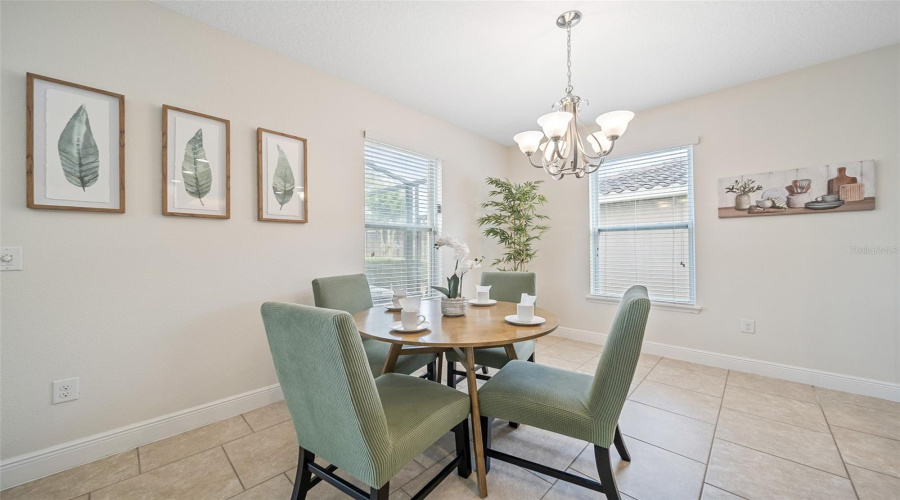 Davenport, Florida 33837, 6 Bedrooms Bedrooms, ,4 Bathroomsbathrooms,Residential,For Sale,Oakbourne,Mfro6305379