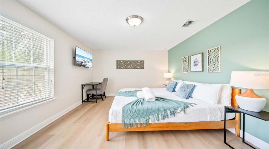 Davenport, Florida 33837, 6 Bedrooms Bedrooms, ,4 Bathroomsbathrooms,Residential,For Sale,Oakbourne,Mfro6305379