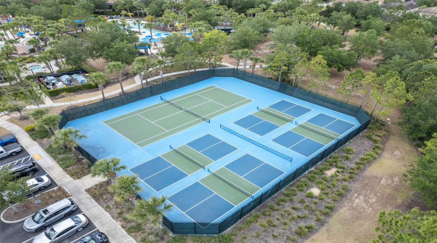 Davenport, Florida 33837, 6 Bedrooms Bedrooms, ,4 Bathroomsbathrooms,Residential,For Sale,Oakbourne,Mfro6305379