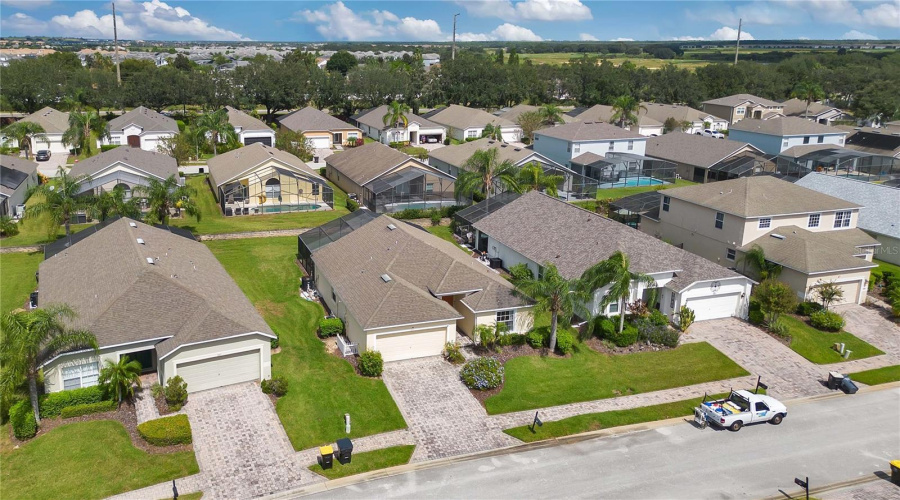 Davenport, Florida 33896, 3 Bedrooms Bedrooms, ,2 Bathroomsbathrooms,Residential,For Sale,Balmoral,Mfro6246235