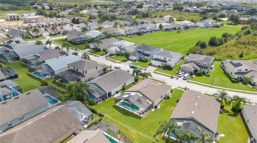 Davenport, Florida 33896, 3 Bedrooms Bedrooms, ,2 Bathroomsbathrooms,Residential,For Sale,Balmoral,Mfro6246235