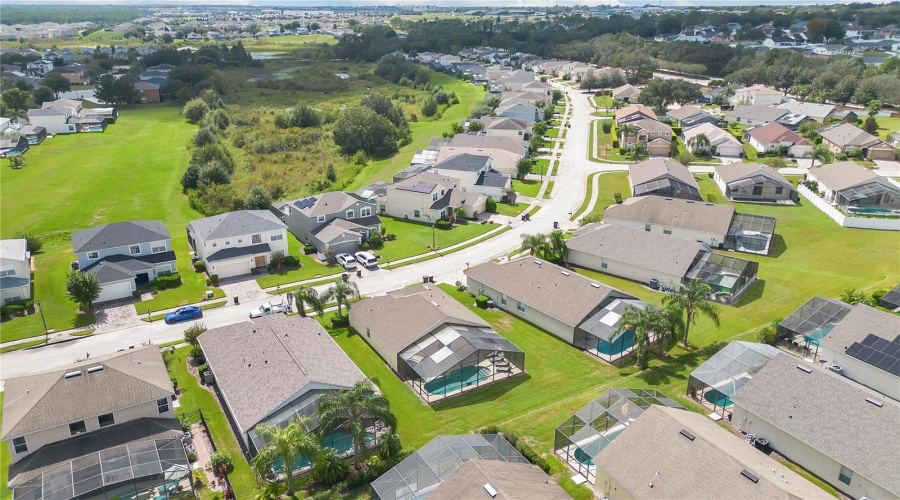 Davenport, Florida 33896, 3 Bedrooms Bedrooms, ,2 Bathroomsbathrooms,Residential,For Sale,Balmoral,Mfro6246235