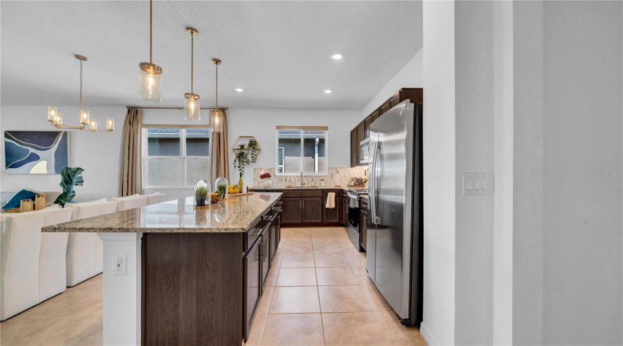 Davenport, Florida 33896, 4 Bedrooms Bedrooms, ,2 Bathroomsbathrooms,Residential,For Sale,Overpool,Mfro6305193