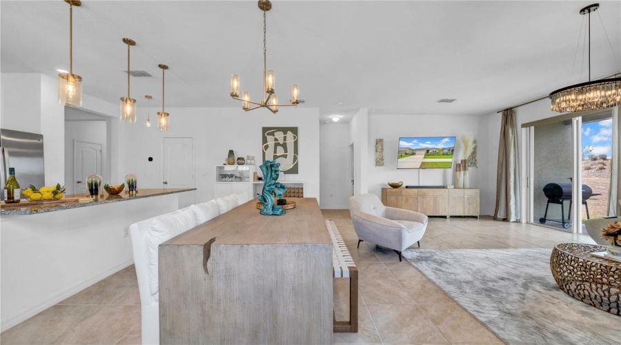 Davenport, Florida 33896, 4 Bedrooms Bedrooms, ,2 Bathroomsbathrooms,Residential,For Sale,Overpool,Mfro6305193