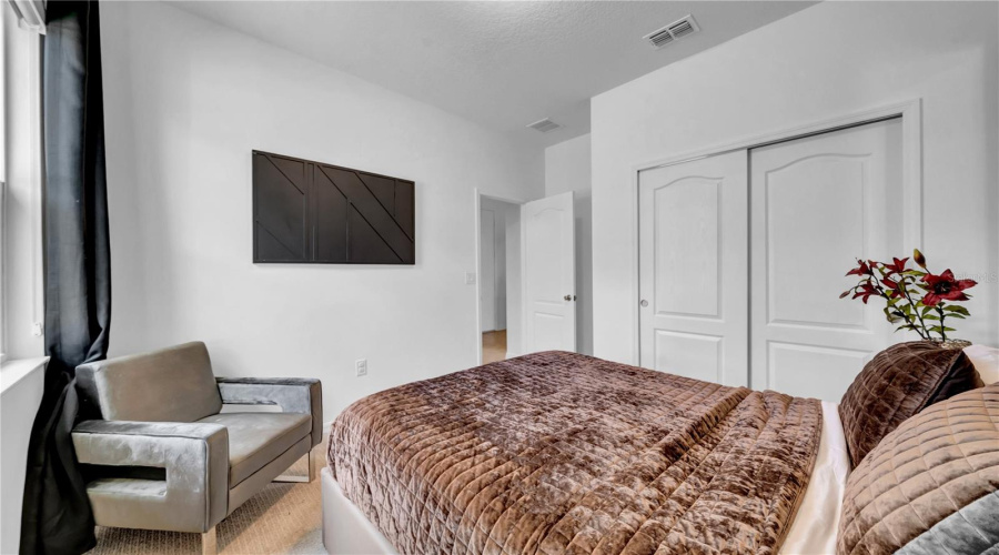 Davenport, Florida 33896, 4 Bedrooms Bedrooms, ,2 Bathroomsbathrooms,Residential,For Sale,Overpool,Mfro6305193