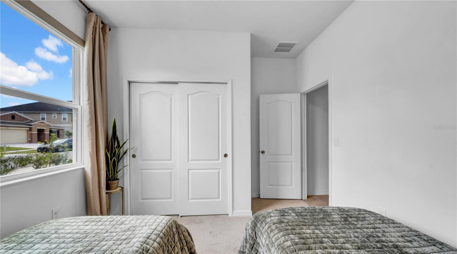 Davenport, Florida 33896, 4 Bedrooms Bedrooms, ,2 Bathroomsbathrooms,Residential,For Sale,Overpool,Mfro6305193