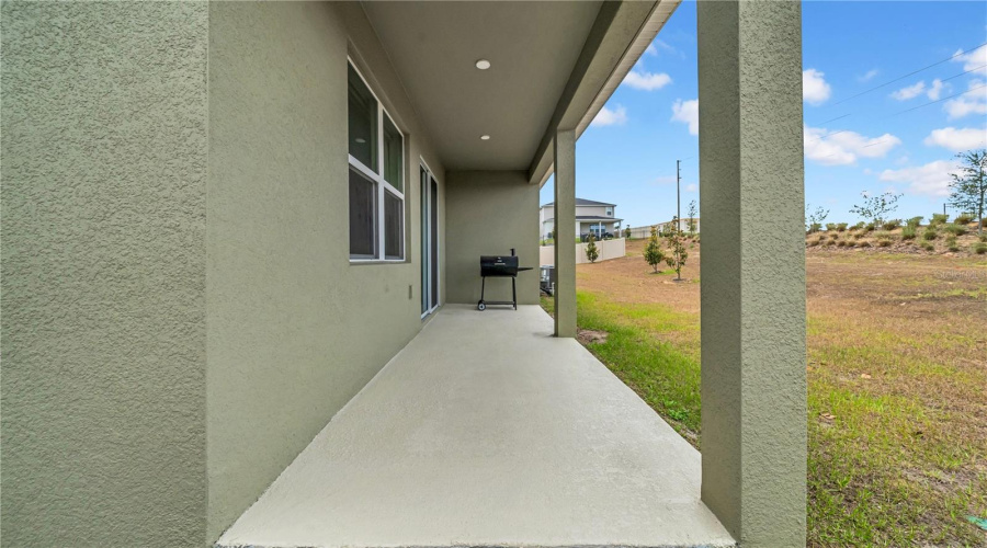 Davenport, Florida 33896, 4 Bedrooms Bedrooms, ,2 Bathroomsbathrooms,Residential,For Sale,Overpool,Mfro6305193