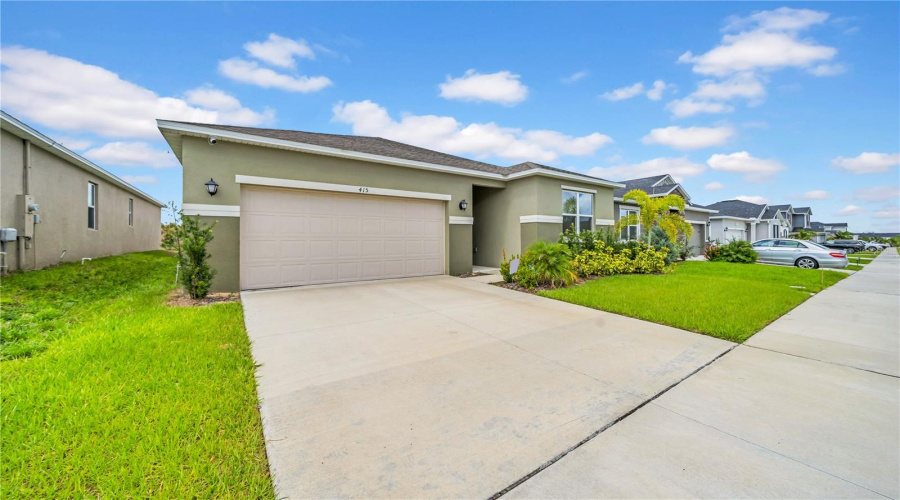 Davenport, Florida 33896, 4 Bedrooms Bedrooms, ,2 Bathroomsbathrooms,Residential,For Sale,Overpool,Mfro6305193
