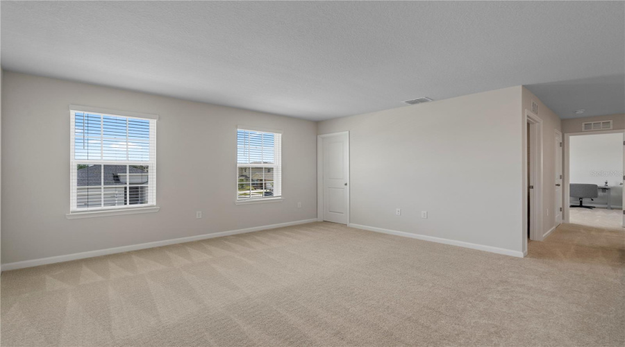 Davenport, Florida 33837, 4 Bedrooms Bedrooms, ,3 Bathroomsbathrooms,Residential,For Sale,Eucalyptus,Mfro6305664