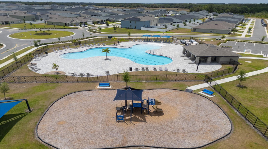 Davenport, Florida 33837, 4 Bedrooms Bedrooms, ,3 Bathroomsbathrooms,Residential,For Sale,Eucalyptus,Mfro6305664