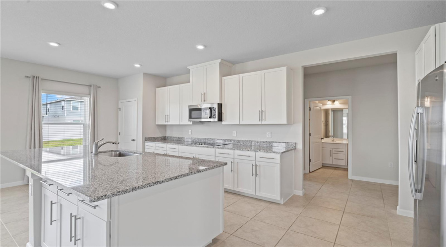 Davenport, Florida 33837, 4 Bedrooms Bedrooms, ,3 Bathroomsbathrooms,Residential,For Sale,Eucalyptus,Mfro6305664