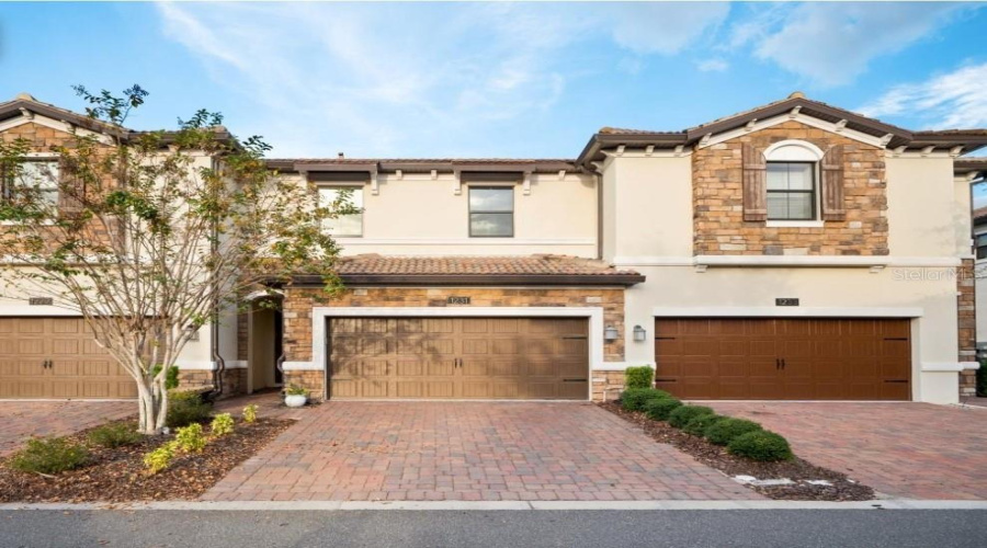 Davenport, Florida 33896, 3 Bedrooms Bedrooms, ,2 Bathroomsbathrooms,Residential,For Sale,Sandwedge,Mfrs5126064