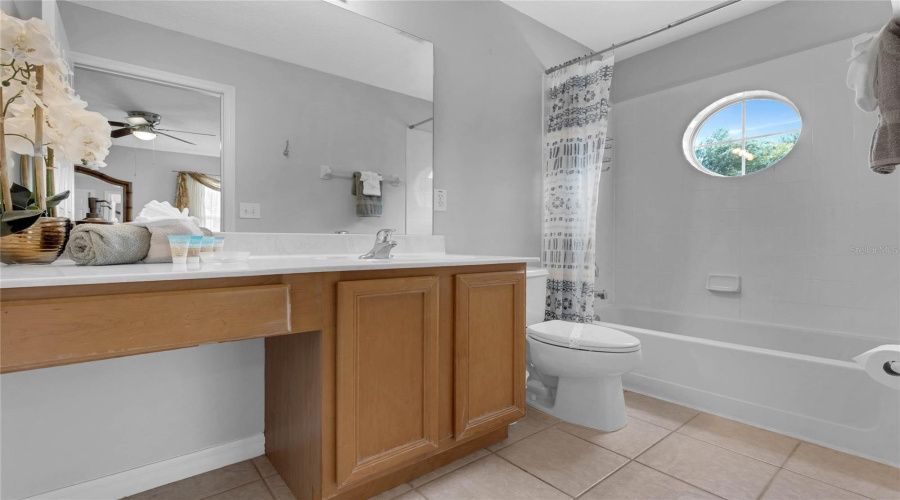 Kissimmee, Florida 34747, 7 Bedrooms Bedrooms, ,4 Bathroomsbathrooms,Residential,For Sale,La Isla,Mfrtb8381765