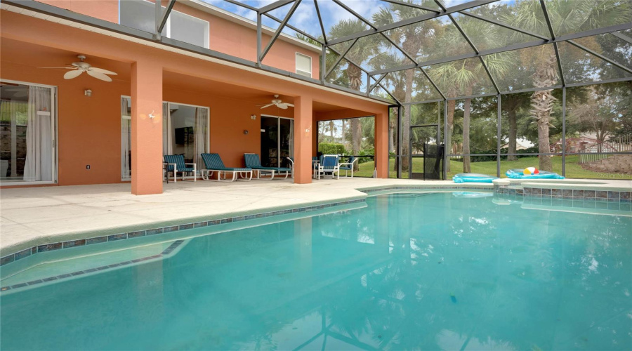 Kissimmee, Florida 34747, 7 Bedrooms Bedrooms, ,4 Bathroomsbathrooms,Residential,For Sale,La Isla,Mfrtb8381765