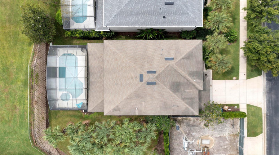 Kissimmee, Florida 34747, 7 Bedrooms Bedrooms, ,4 Bathroomsbathrooms,Residential,For Sale,La Isla,Mfrtb8381765