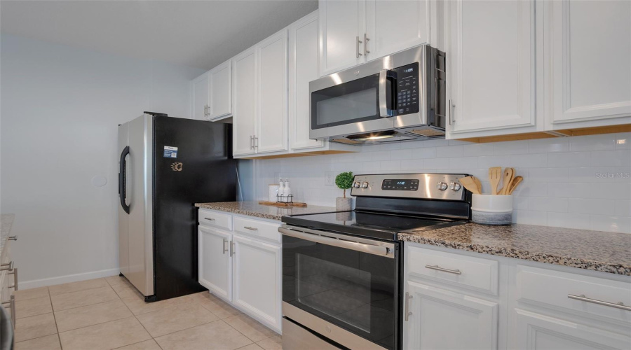 Davenport, Florida 33837, 4 Bedrooms Bedrooms, ,3 Bathroomsbathrooms,Residential,For Sale,Aria,Mfro6305855