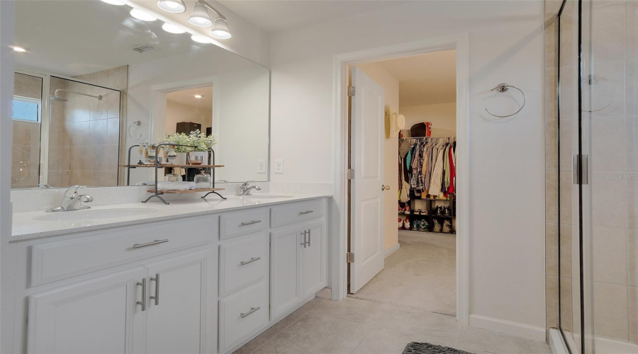 Davenport, Florida 33837, 4 Bedrooms Bedrooms, ,3 Bathroomsbathrooms,Residential,For Sale,Aria,Mfro6305855