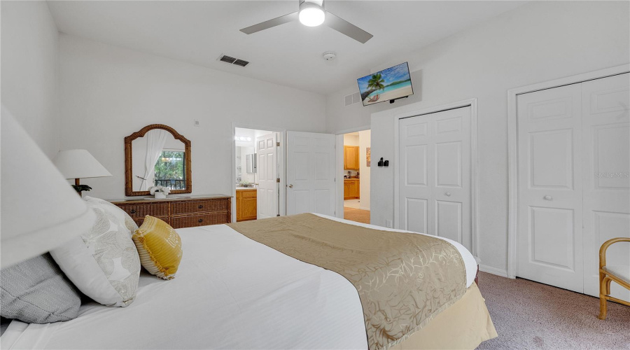 DAVENPORT, Florida 33837, 3 Bedrooms Bedrooms, ,2 BathroomsBathrooms,Residential,For Sale,RUM RUN,0,MFRO6305721