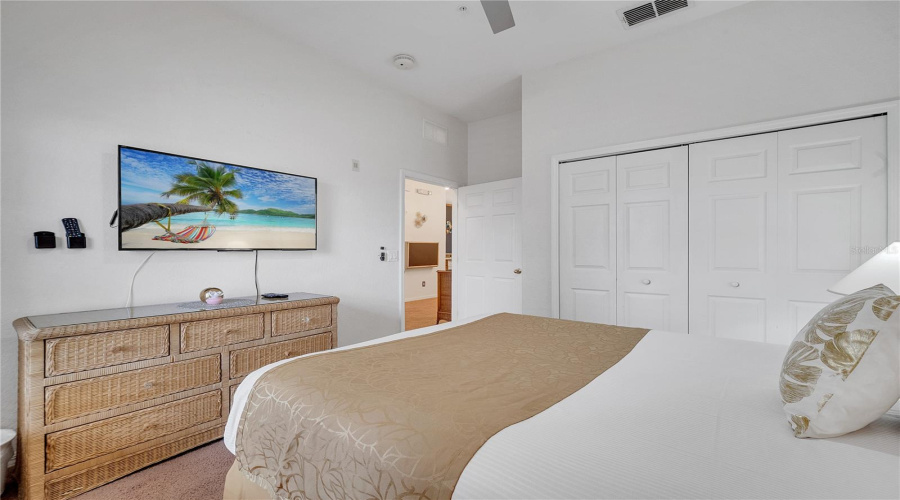 DAVENPORT, Florida 33837, 3 Bedrooms Bedrooms, ,2 BathroomsBathrooms,Residential,For Sale,RUM RUN,0,MFRO6305721
