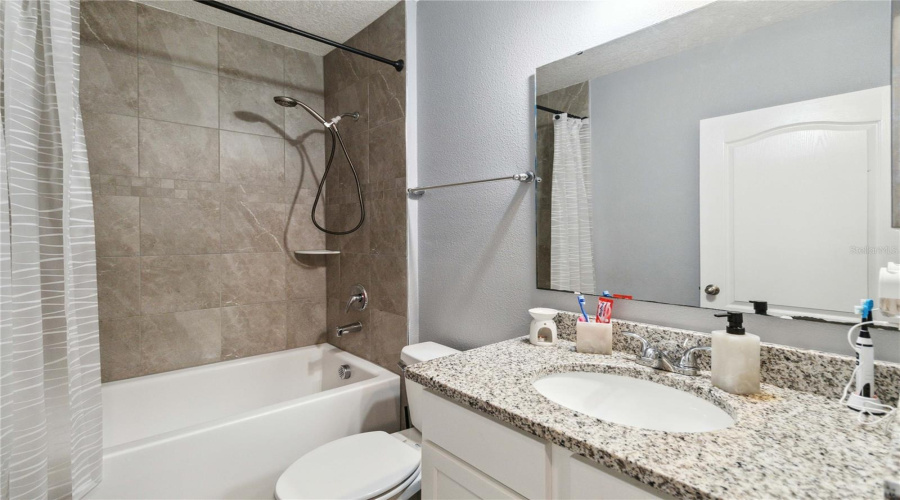 Kissimmee, Florida 34746, 3 Bedrooms Bedrooms, ,2 Bathroomsbathrooms,Residential,For Sale,Canyon Breeze,Mfrs5126177