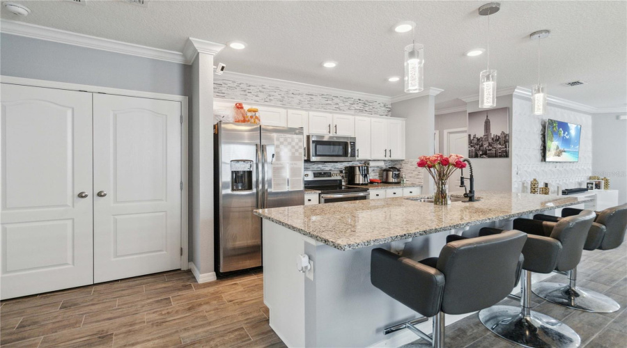 Kissimmee, Florida 34746, 3 Bedrooms Bedrooms, ,2 Bathroomsbathrooms,Residential,For Sale,Canyon Breeze,Mfrs5126177