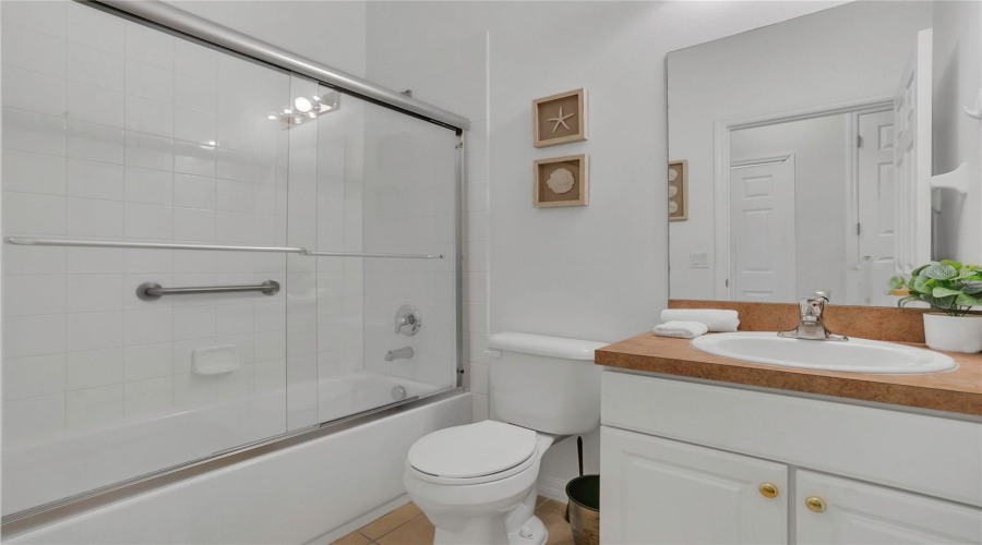 Davenport, Florida 33897, 4 Bedrooms Bedrooms, ,3 Bathroomsbathrooms,Residential,For Sale,Bridgewater,Mfrs5126187
