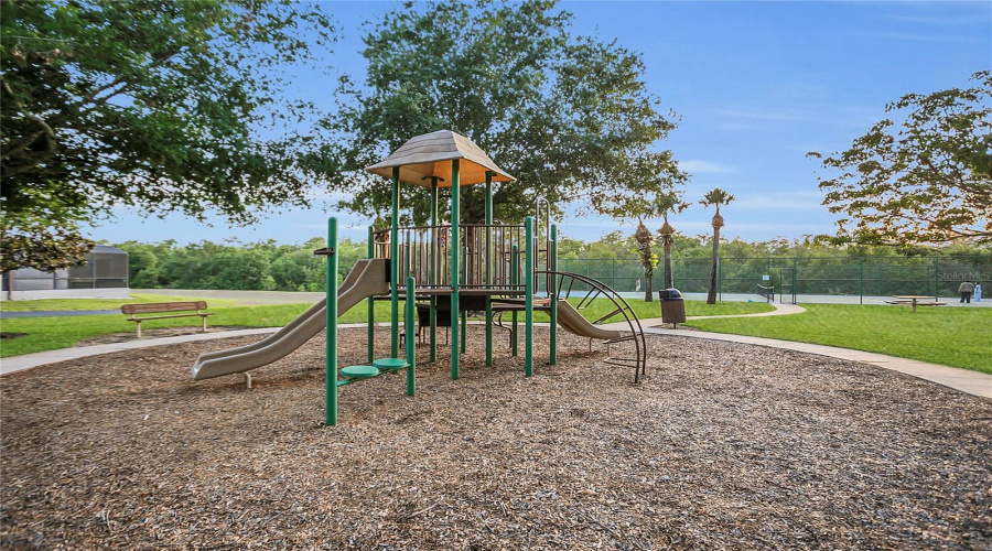 Davenport, Florida 33897, 4 Bedrooms Bedrooms, ,3 Bathroomsbathrooms,Residential,For Sale,Bridgewater,Mfrs5126187
