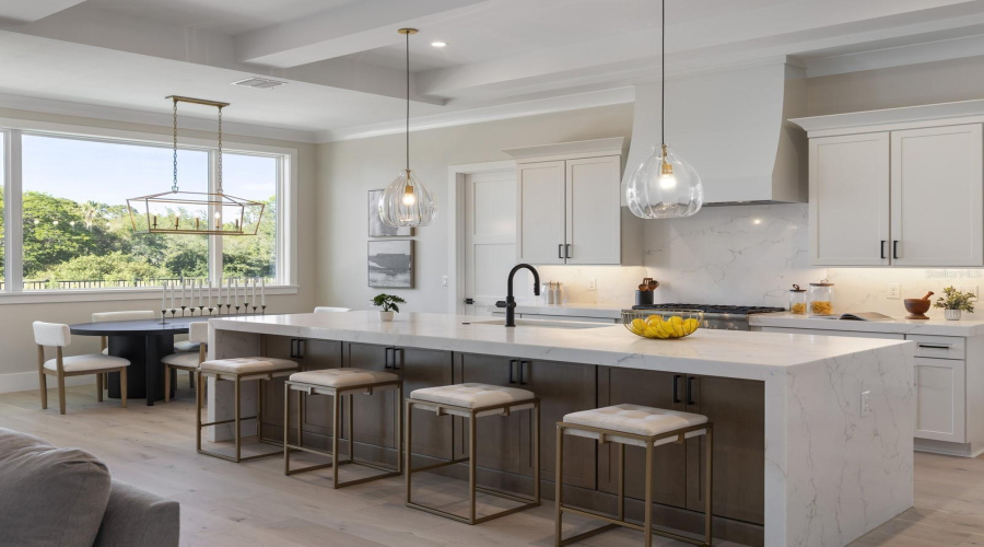 Orlando, Florida 32836, 5 Bedrooms Bedrooms, ,4 Bathroomsbathrooms,Residential,For Sale,Sheen Sound,Mfro6305805