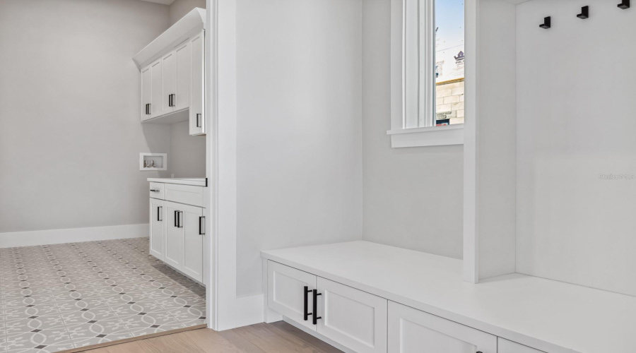 Orlando, Florida 32836, 5 Bedrooms Bedrooms, ,4 Bathroomsbathrooms,Residential,For Sale,Sheen Sound,Mfro6305805