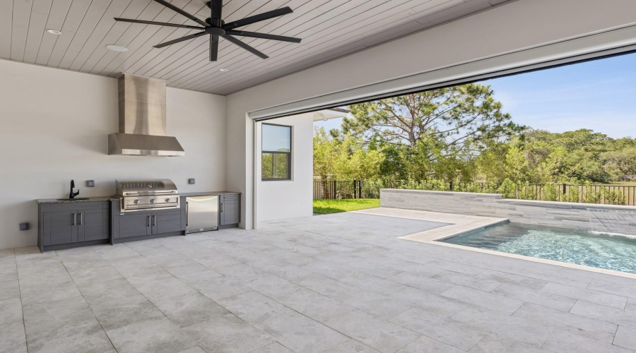 Orlando, Florida 32836, 5 Bedrooms Bedrooms, ,4 Bathroomsbathrooms,Residential,For Sale,Sheen Sound,Mfro6305805