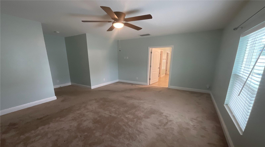 Davenport, Florida 33837, 3 Bedrooms Bedrooms, ,2 Bathroomsbathrooms,Residential,For Sale,Benjamin Trl,Mfrs5126092
