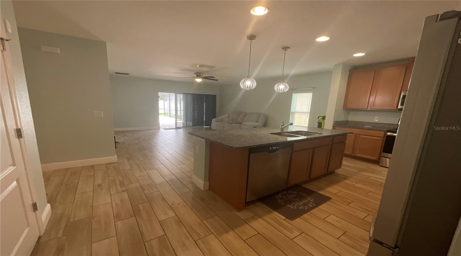 Davenport, Florida 33837, 3 Bedrooms Bedrooms, ,2 Bathroomsbathrooms,Residential,For Sale,Benjamin Trl,Mfrs5126092