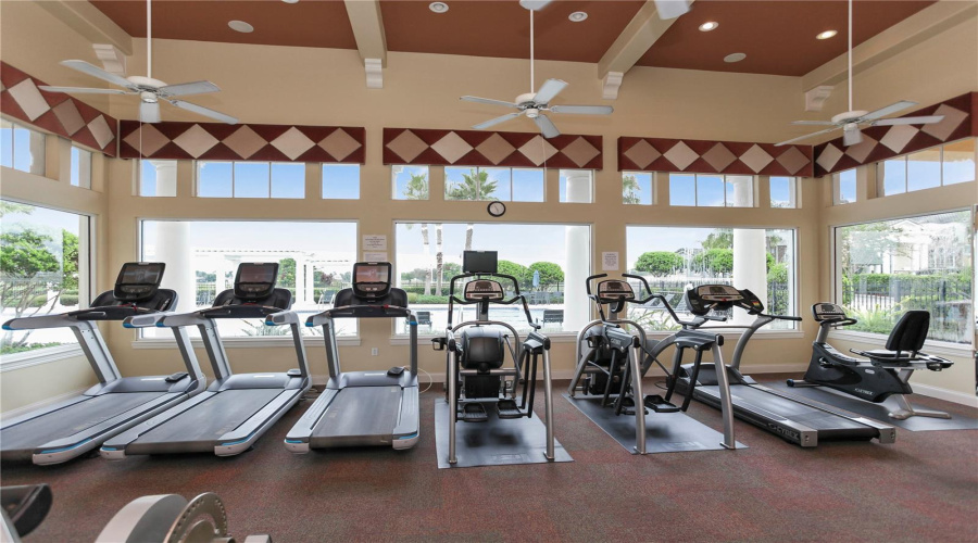 Davenport, Florida 33837, 4 Bedrooms Bedrooms, ,3 Bathroomsbathrooms,Residential,For Sale,Waltham Forest,Mfrtb8382168